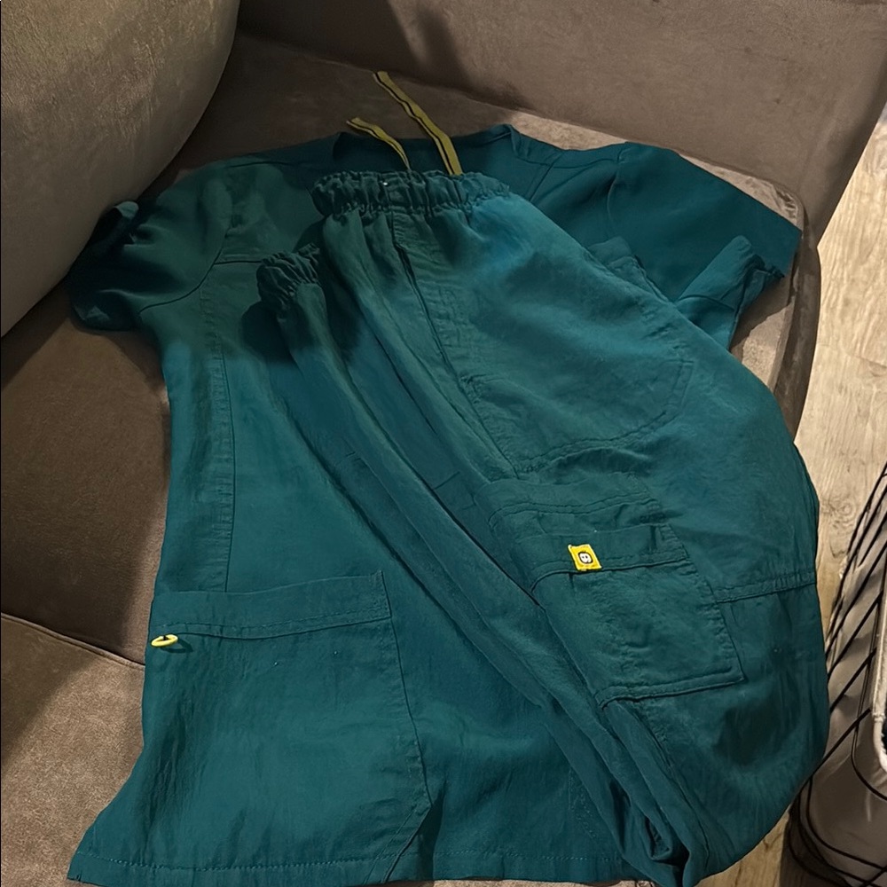 Teal Scrub Set with Yellow Accents